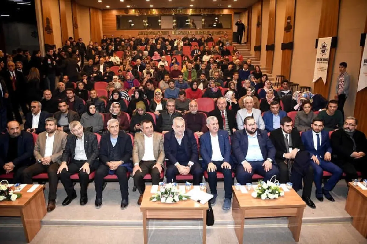 Malatya\'da "Karanlık Darbeler Tarihi ve 15 Temmuz" Konferansı