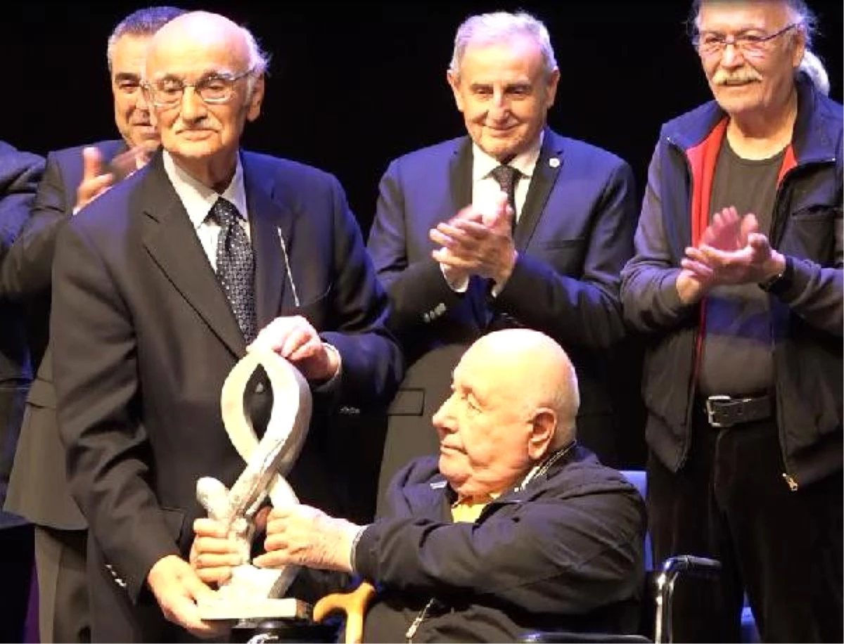 Mimar Metin Sözen\'e \'Anadolu\'dan Büyük Şükran\' Ödülü