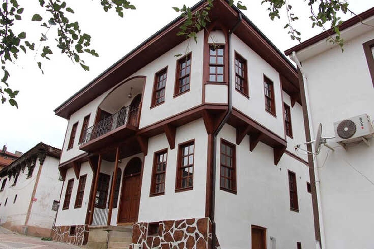 Osmaneli 1075 Yılından Beri Kesintisiz Türk Kenti