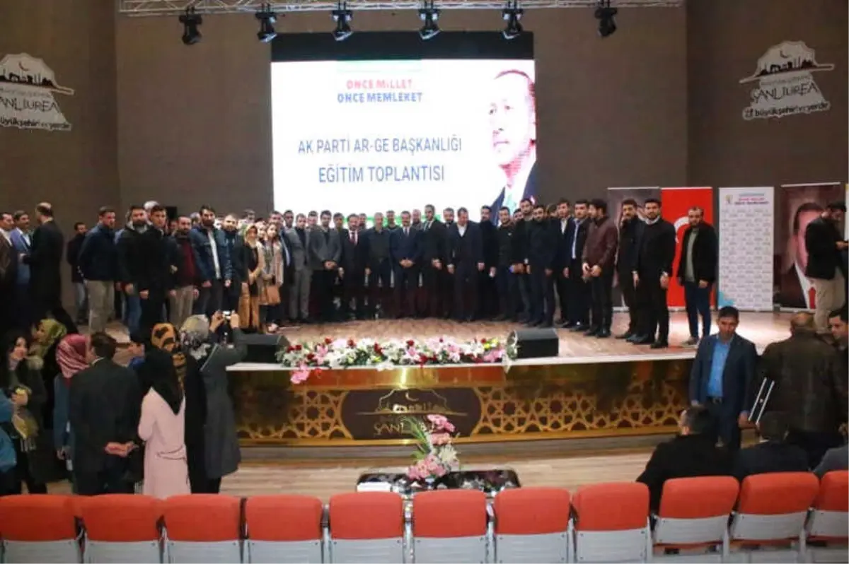 Şanlıurfa\'da Parti İçi Ar-Ge Teşkilat Eğitim Toplantısı Yapıldı