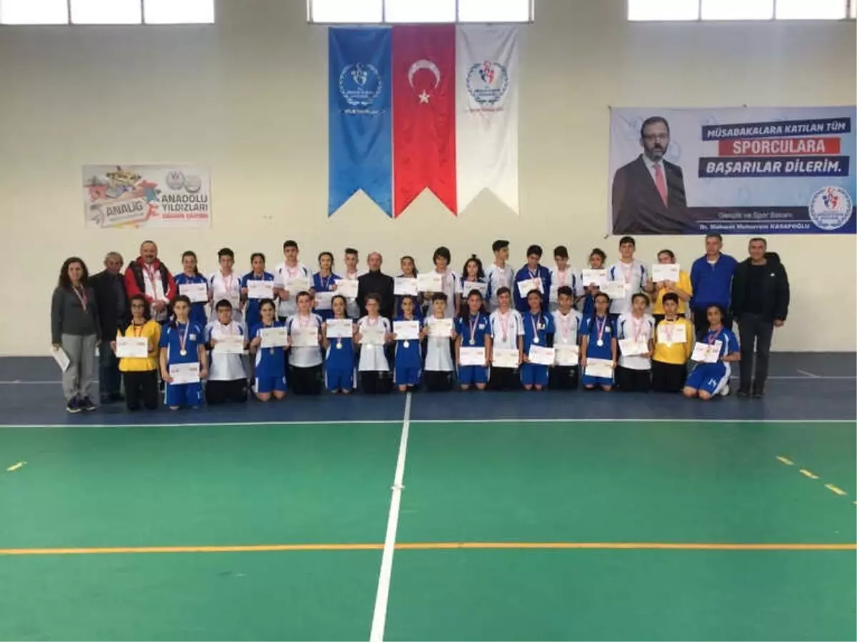 Analig Hentbol\'da Kayseri Çeyrek Finalde