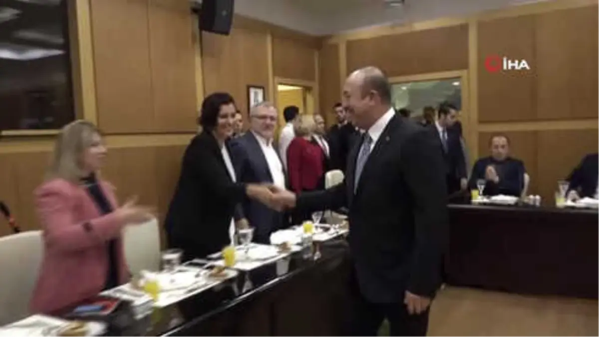 Bakan Çavuşoğlu: "Türkiye, Suriye\'ye Gireceğim Derse Girer"