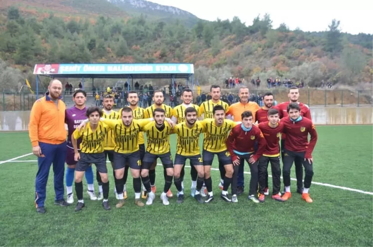 Bayırköyspor Sezonun İlk Yarısında Büyük Başarı Gösterdi