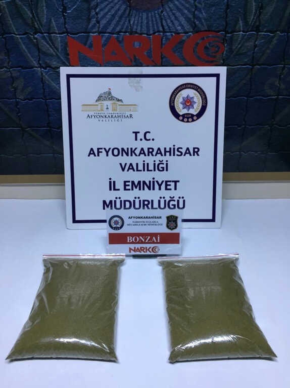 Durdurulan Araçlardan Çok Miktarda Uyuşturucu Madde Ele Geçirildi