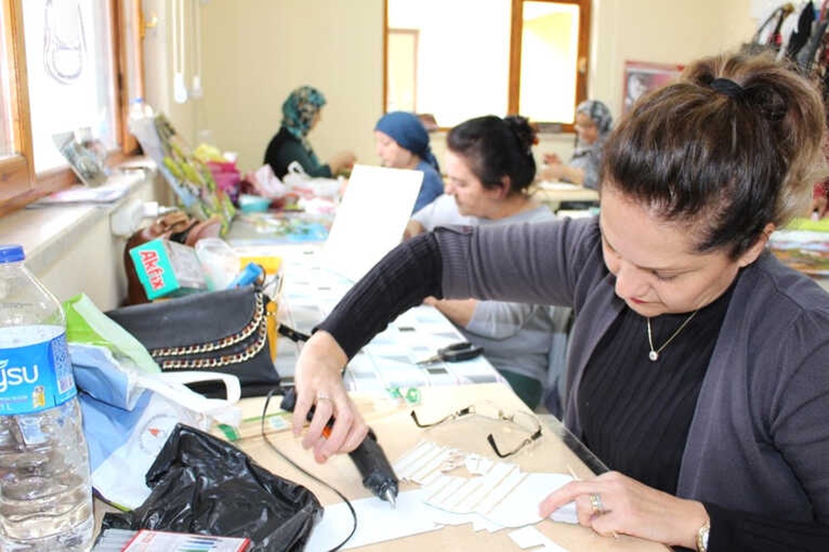 Finike Asmek, 10 Ayda 440 Vatandaşa Ulaştı