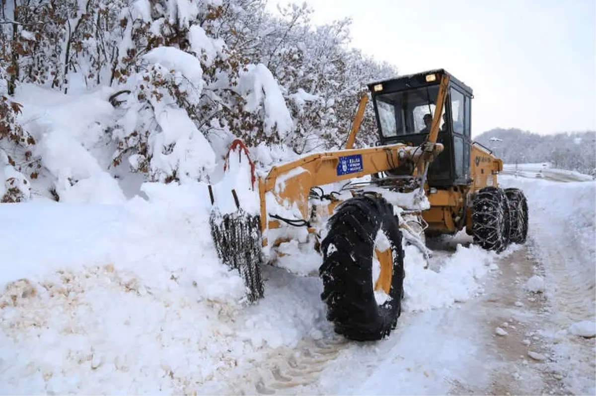 Kapanan 75 Mahalle Yolu Açıldı