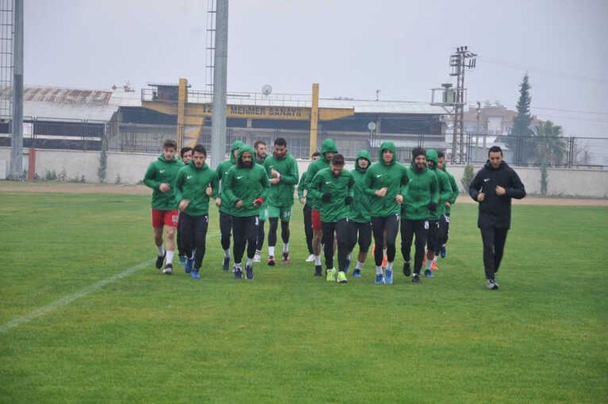 Naz Naz\'a 2 Ocak\'a Kadar İzin Yapacak