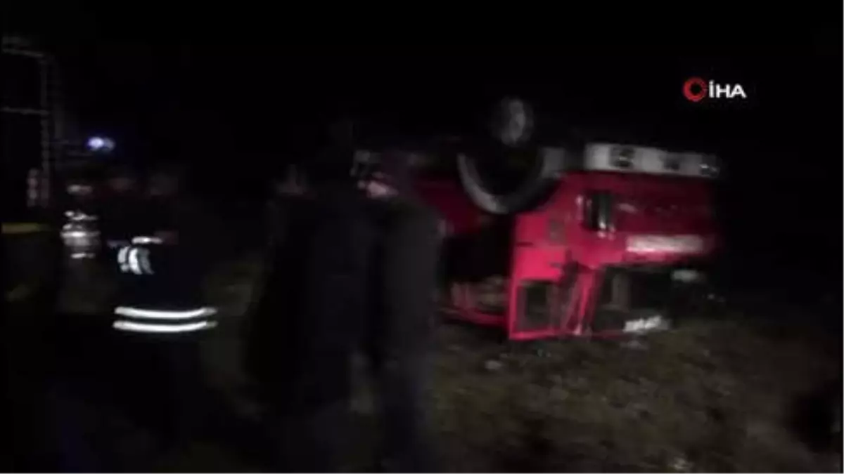 Olaya Giderken İtfaiye Aracı Kaza Yaparak Devrildi; 3 İtfaiyeci Yaralı