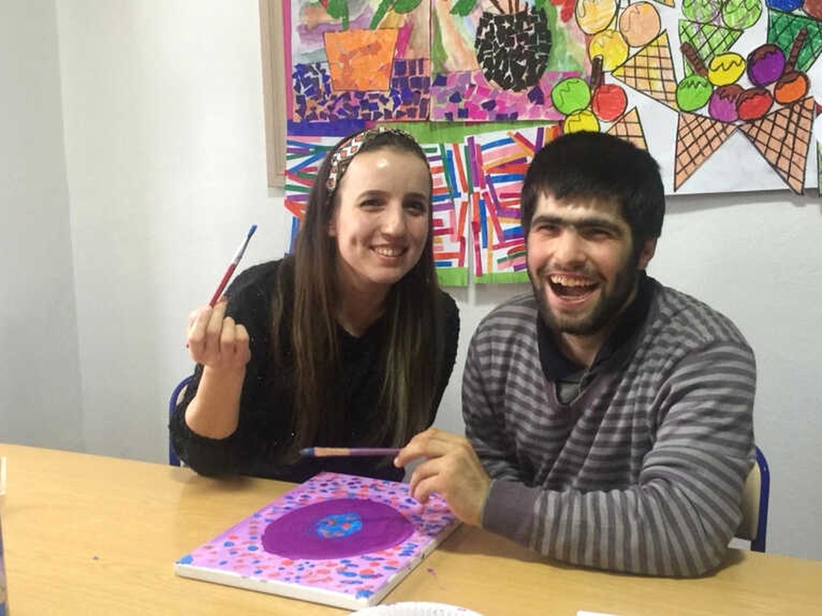 Özel Öğrenciler Tuvalleri Renklendirdi