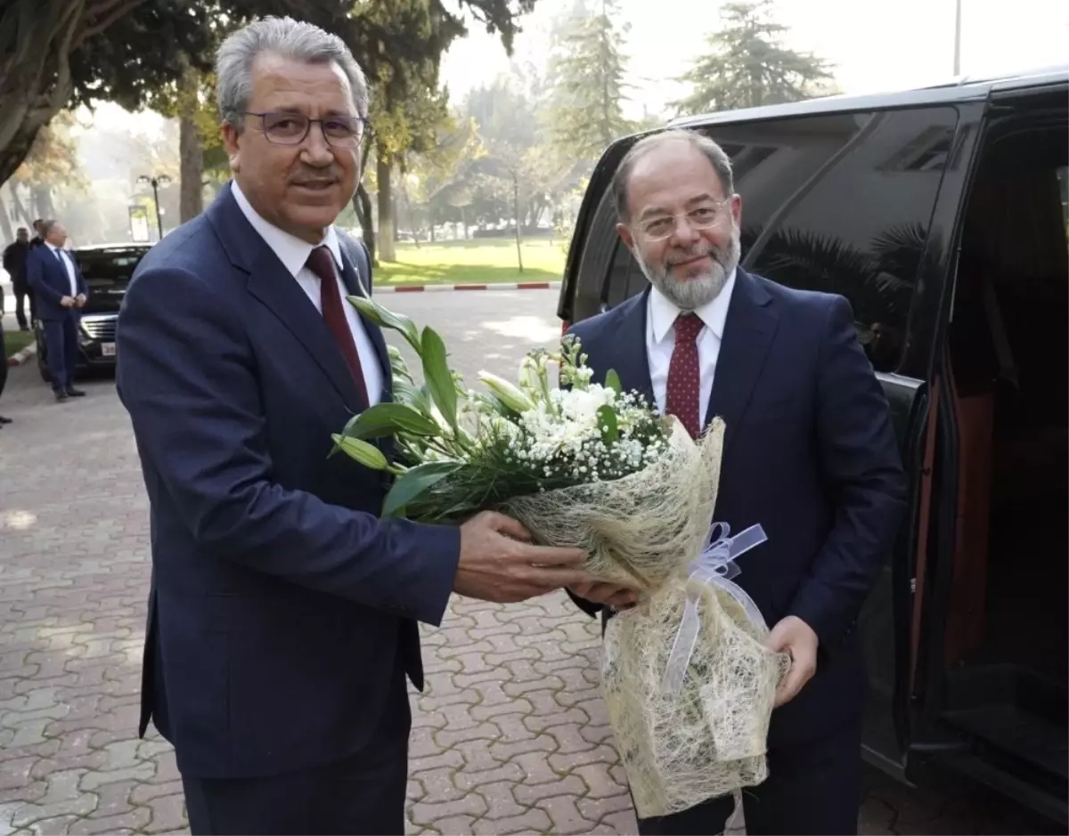 Sağlık Eski Bakanı Akdağ, Ege Yönetimiyle Buluştu