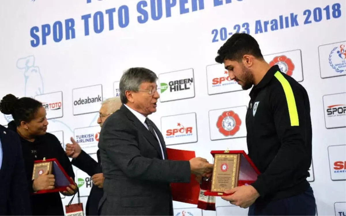 Şampiyon Judocuya Bir Ödül de Federasyondan