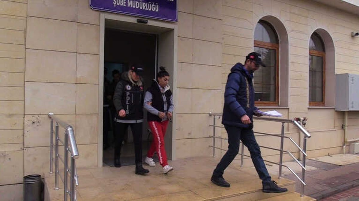 Uşak Polisinden Uyuşturucu Hap Operasyonu