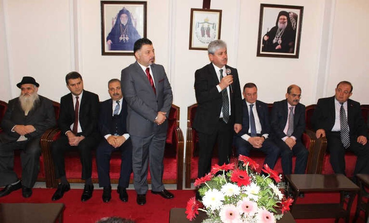 Vali Doğan ve Başkan Savaş, Hıristiyan Vatandaşların Noel Bayramı\'nı Kutladı