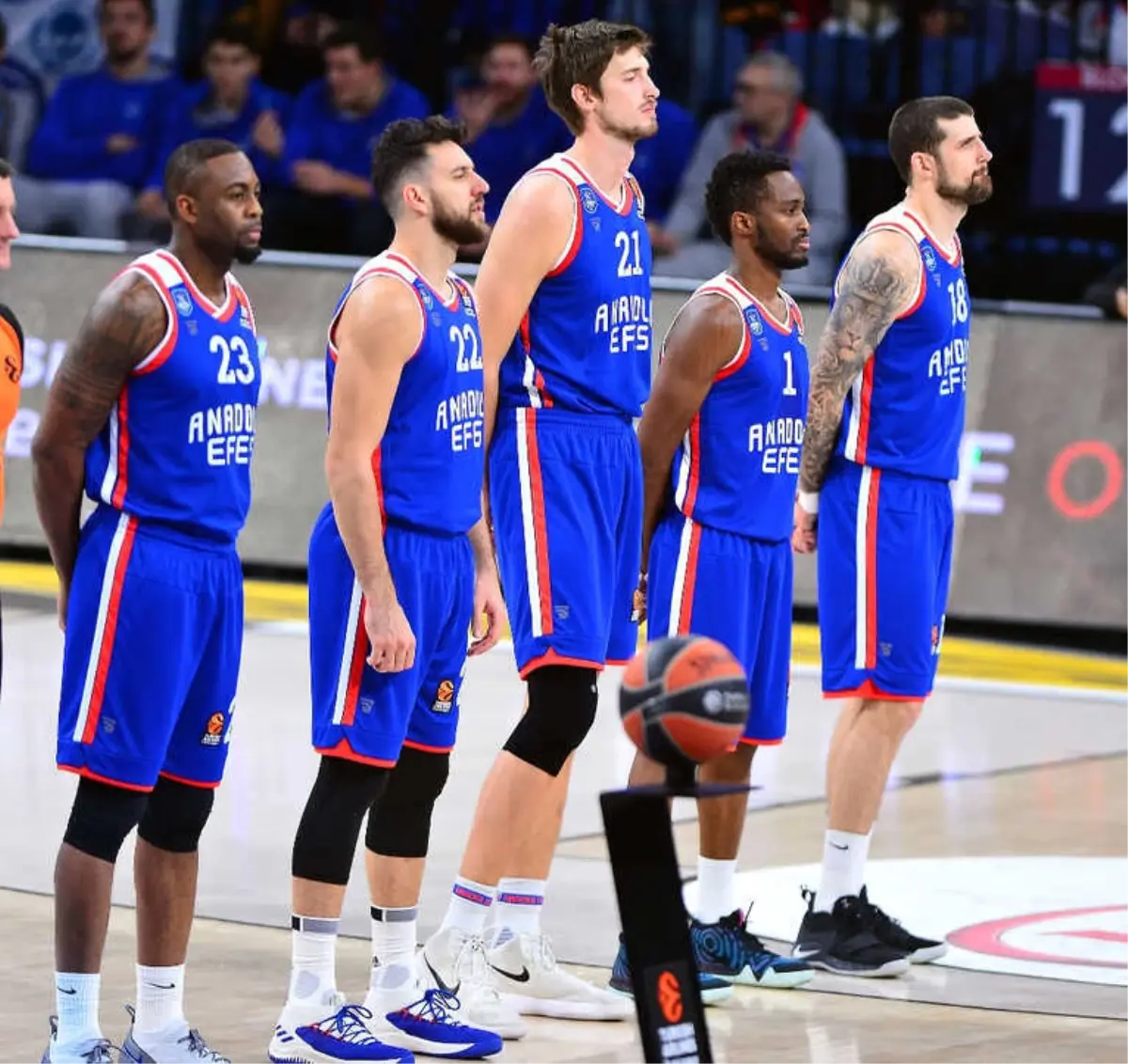 Anadolu Efes Barcelona Deplasmanında