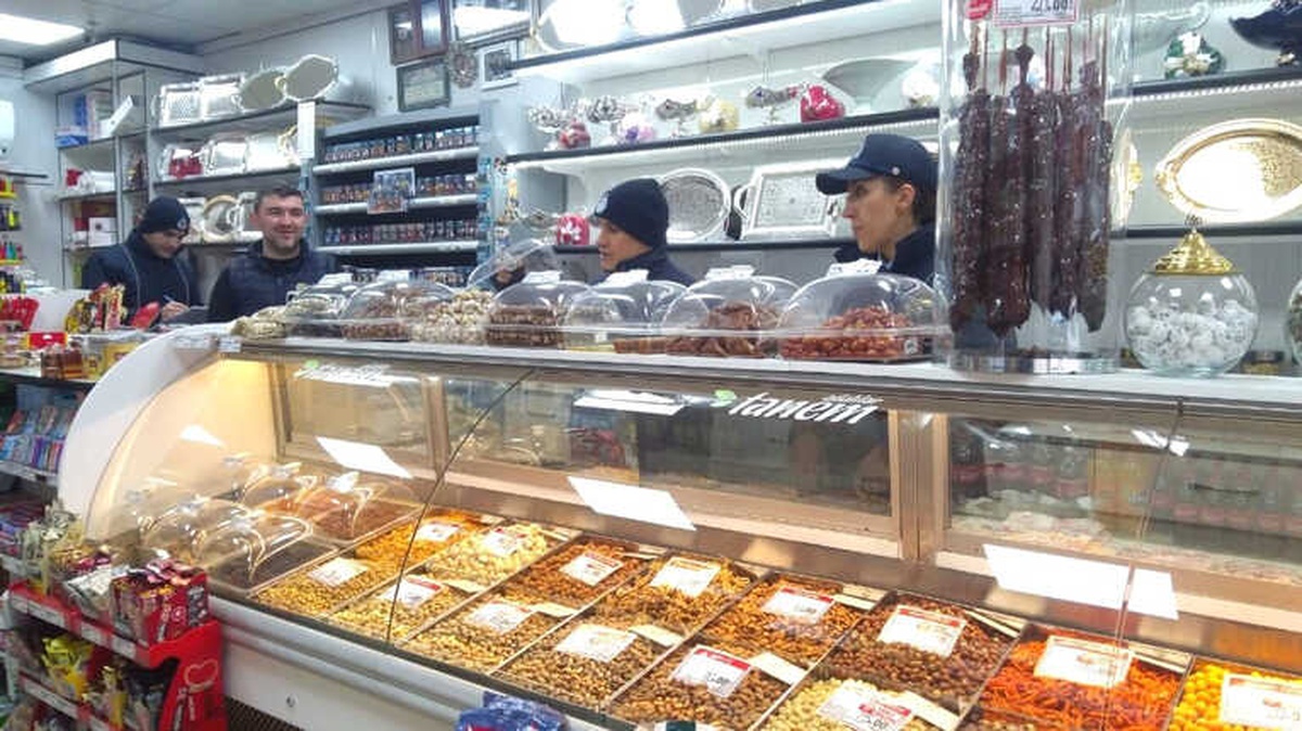 Bilecik Belediyesinden Kuruyemişçilere Denetim