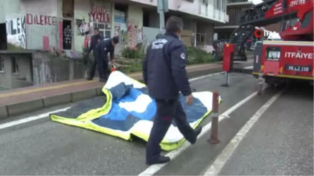 Çocukları Yuvaya Verip Evi Terk Etti, Baba Küçük Kızını da Alarak İntihar Girişiminde Bulundu