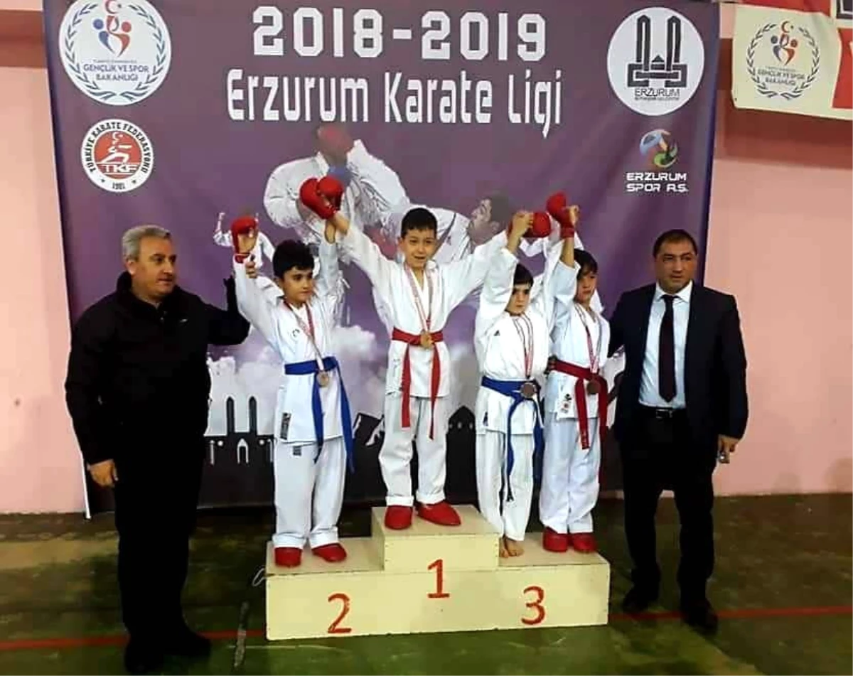 Erzurum\'da Karate Rüzgarı