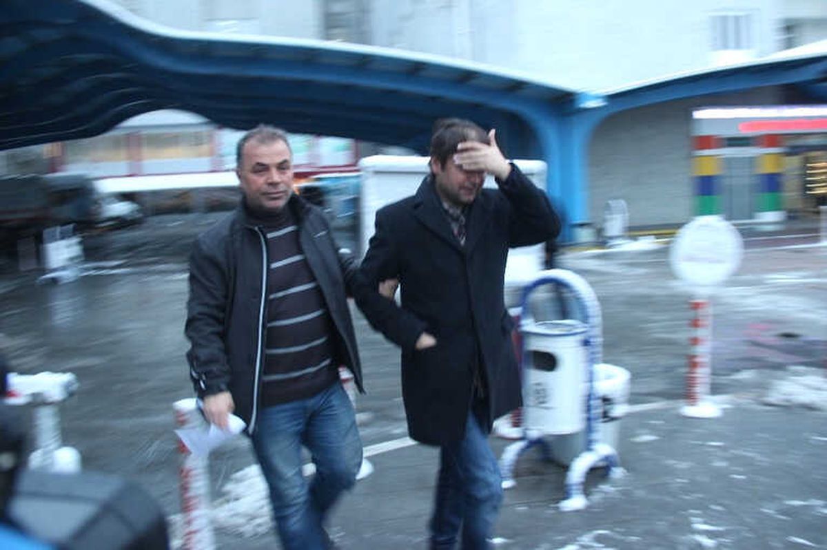 Fetö\'ye Yönelik \'Ankesörlü Telefon\' Operasyonu: 23 Gözaltı Kararı