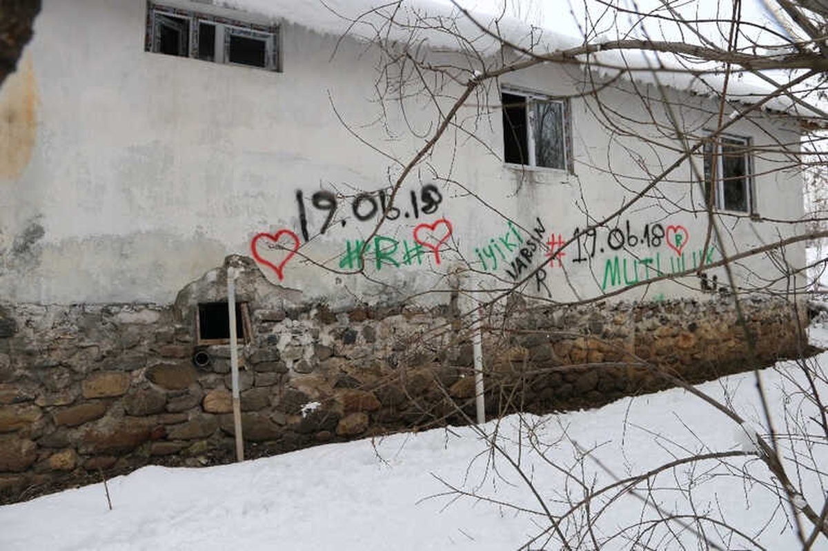 Hırsızları Kardaki Ayak İzleri Ele Verdi