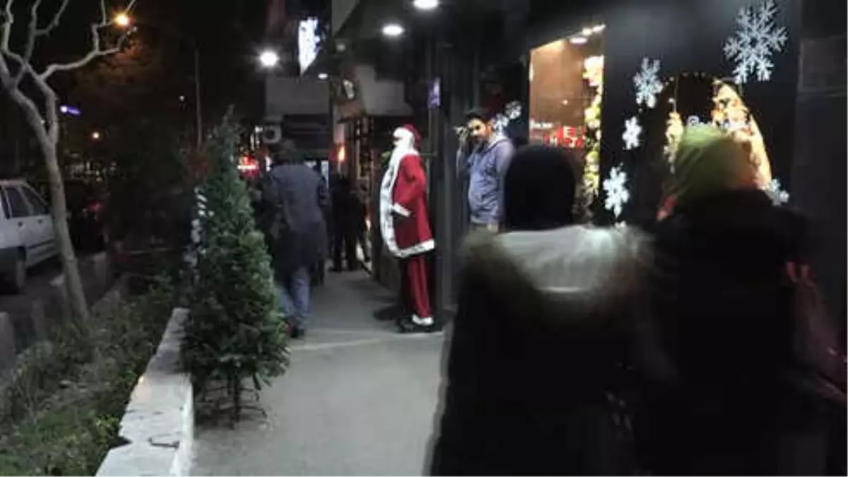 İran\'da Noel Hazırlıkları