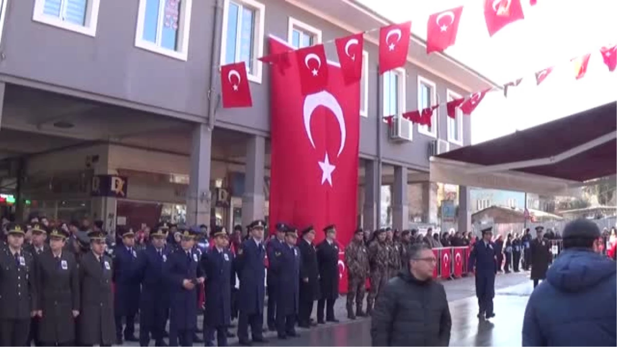 İstanbul\'da Askeri Helikopterin Düşmesi - Şehit Yılmaz Son Yolculuğuna Uğurlandı