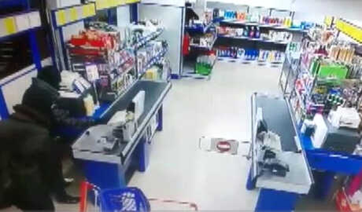 Kar Maskeli Market Soyguncuları Yakalandı