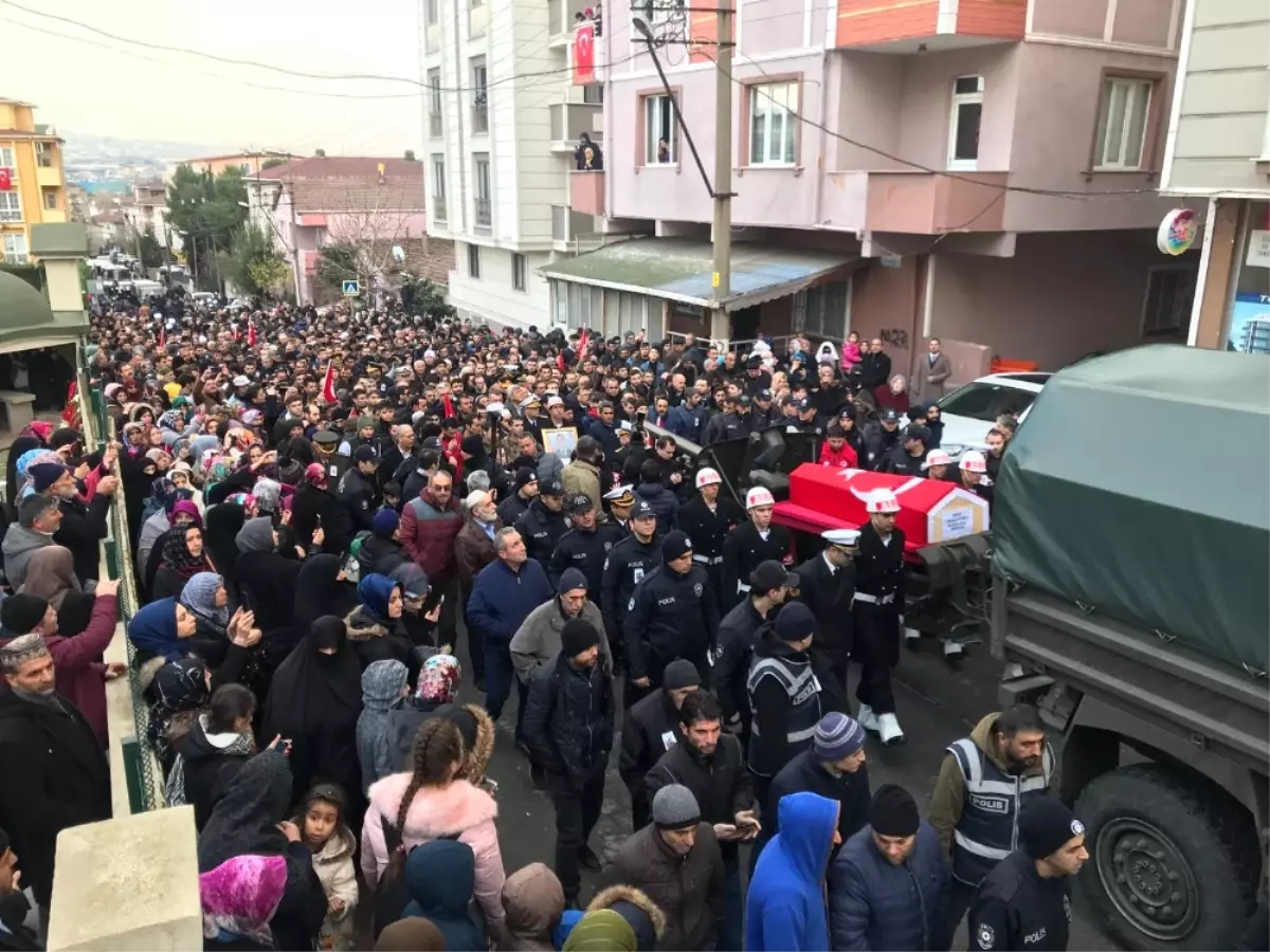 Kocaeli Şehidini Gözyaşlarıyla Uğurladı