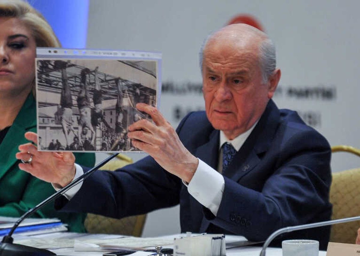 MHP Genel Başkanı Devlet Bahçeli: "(Metin Akpınar ve Müjdat Gezen) Türk Demokrasisini Yaşatayım...