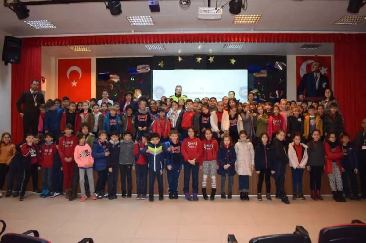 Milas\'ta Tüm Öğrencilere \'Trafik Dedektifi\' Eğitimi Verildi