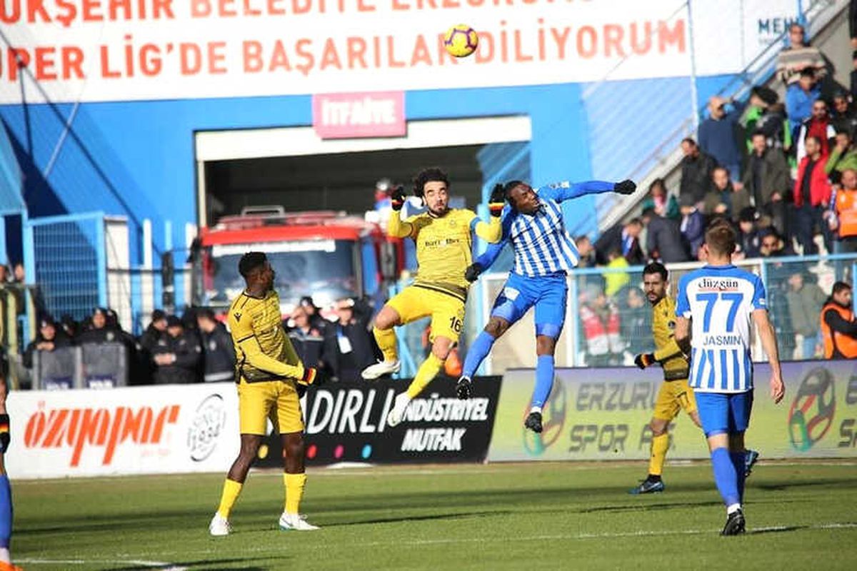 Sadık Çiftpınar Beşiktaş Yolunda