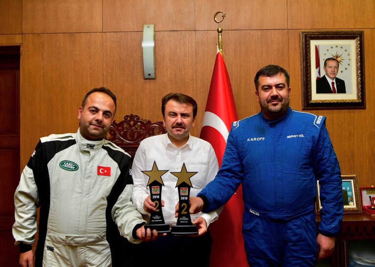 Türkiye Offroad Şampiyonası\'nda İkinci Oldular