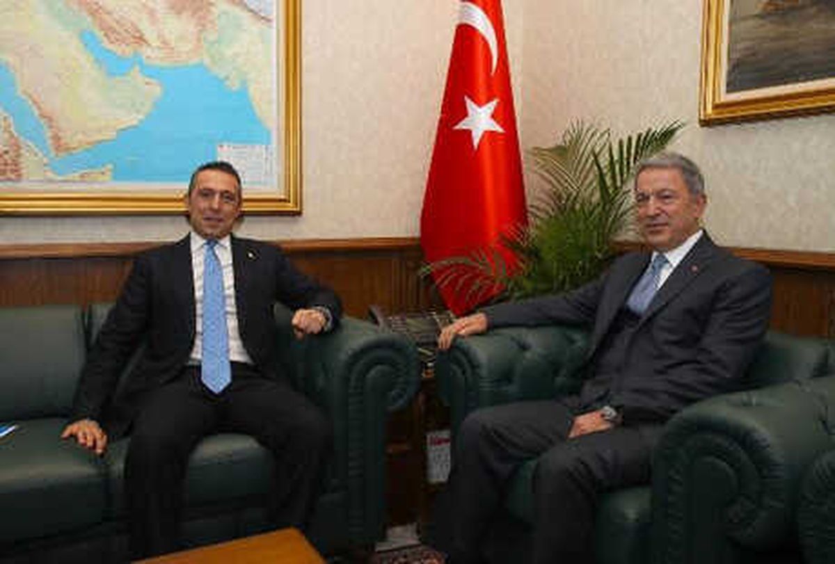 Ali Koç\'tan Bakan Akar\'a Ziyaret