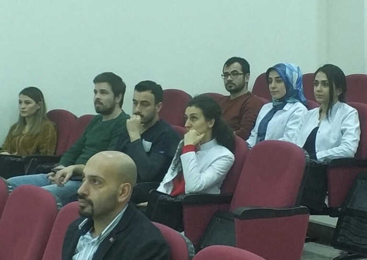 Beü\'de "Sigara Bağımlılığı ve Ağız Sağlığı" Konuşuldu