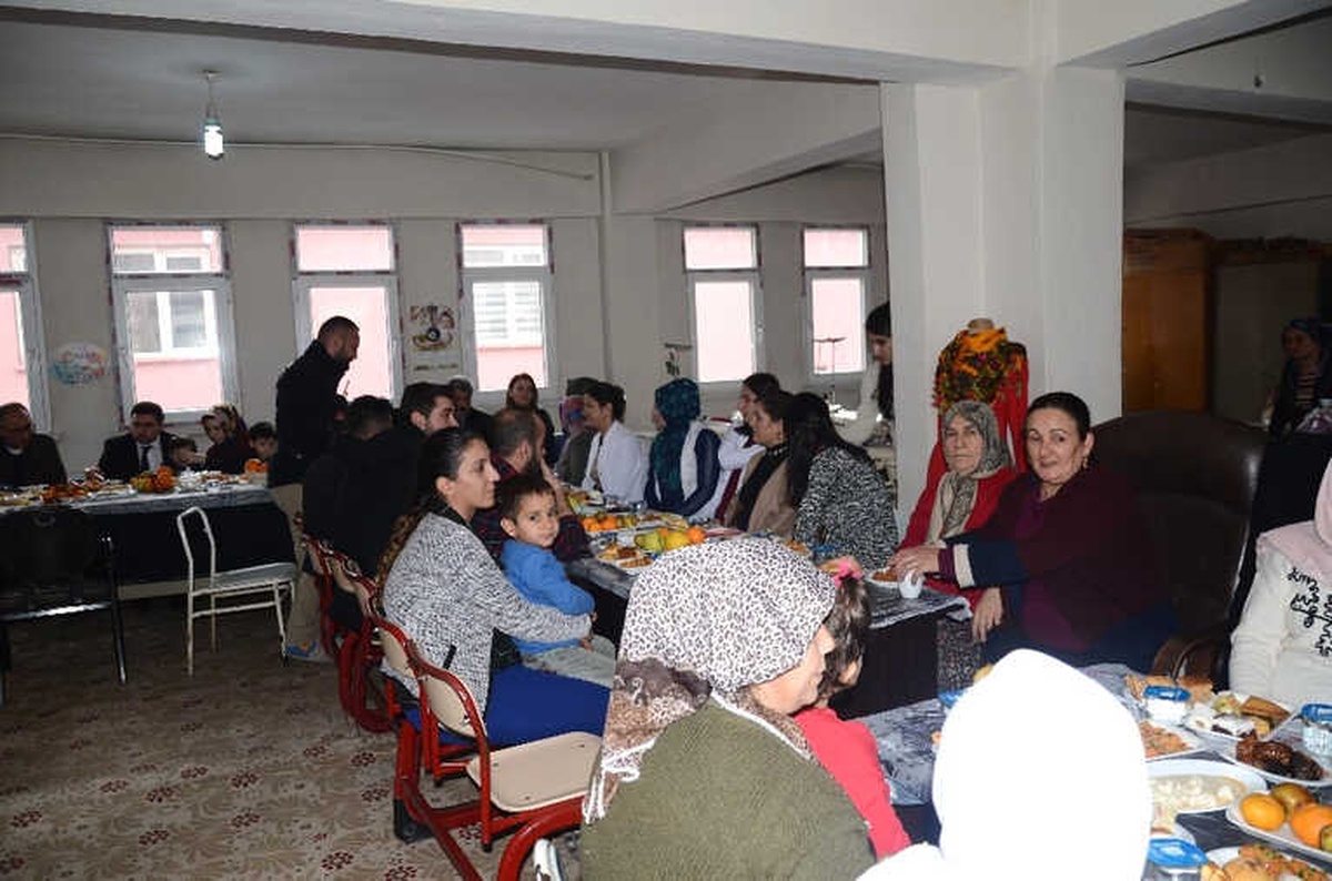 Beytüşşebap\'ta Yerli Malı Haftası Etkinliği