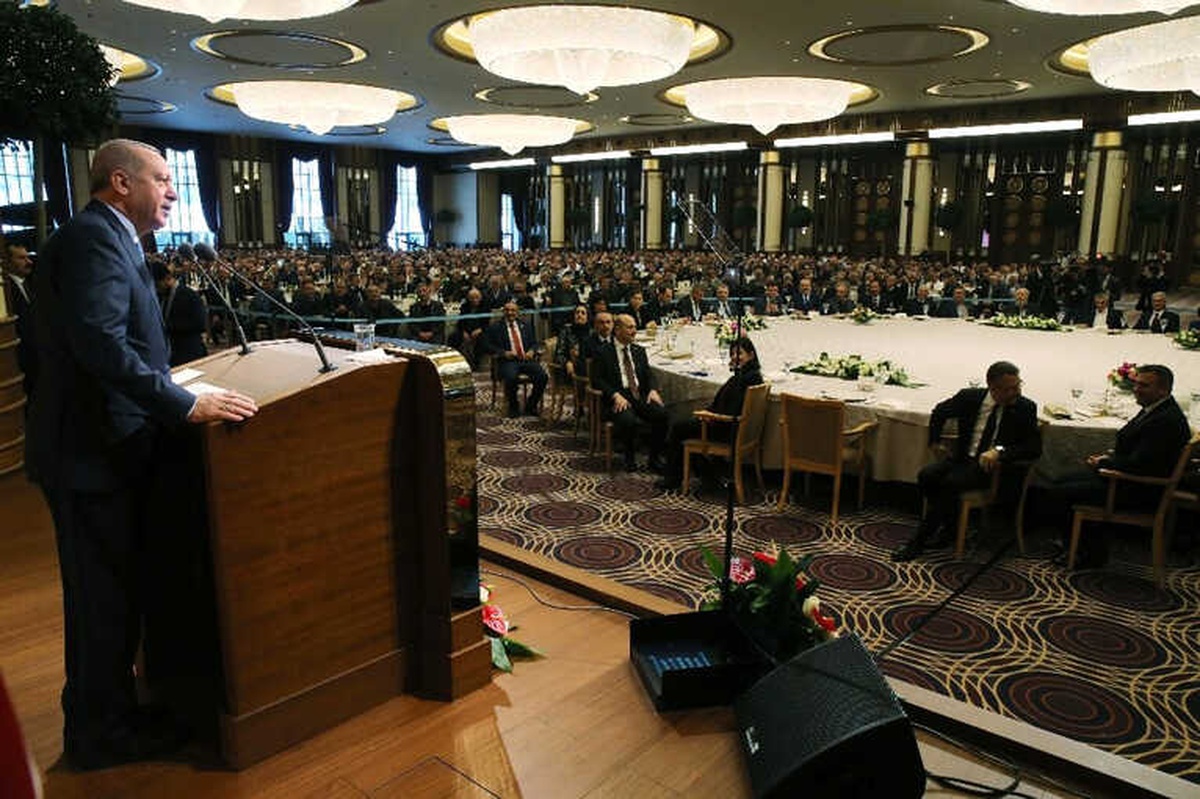 Cumhurbaşkanı Erdoğan: "Ben Senin Cumhurbaşkanın Olmaya Meraklı Değilim"