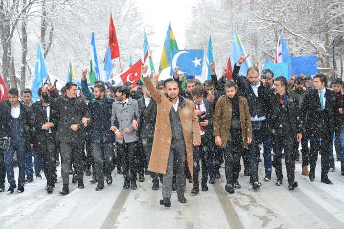 Doğu Türkistan İçin Yürüdüler