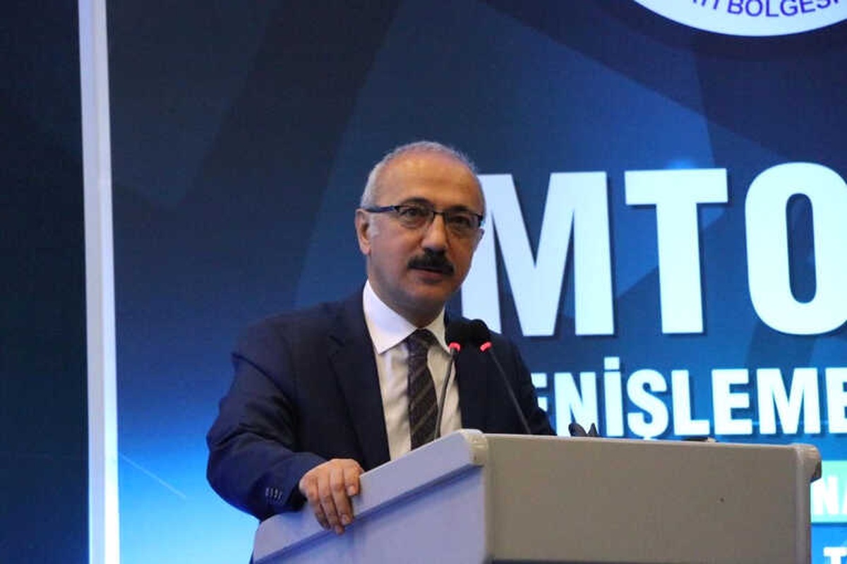Elvan: "Nisan Ayında Çukurova Havalimanı\'na İlk Uçağı İndireceğiz"