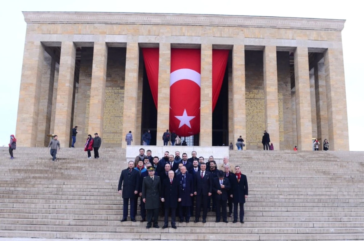 Galatasaray Kulübü\'nden Anıtkabir\'e Ziyaret