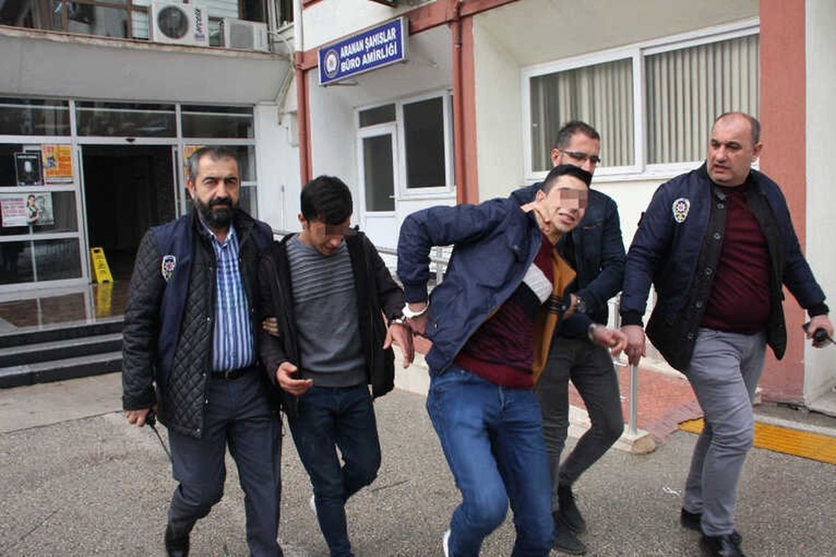 Gasp Zanlılarından Tekmeli Savunma