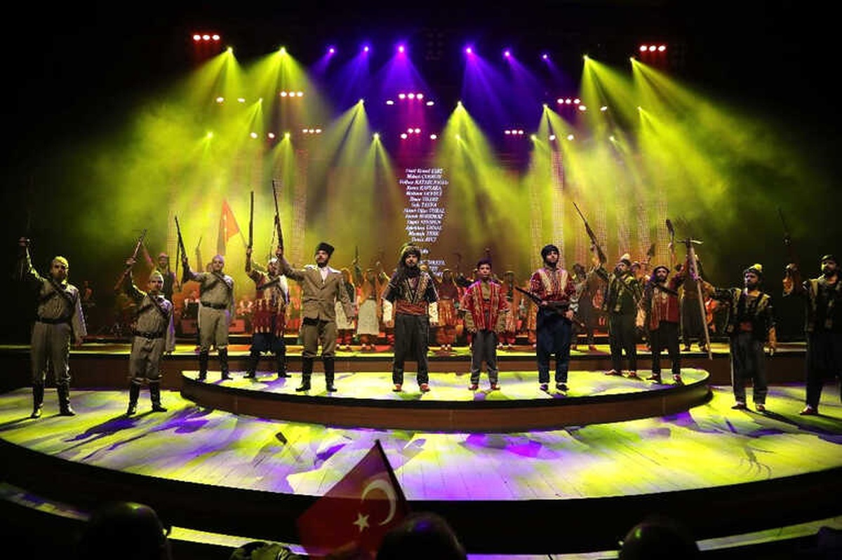 Gaün\'de Muhteşem "Gazi\'m Antep" Konseri