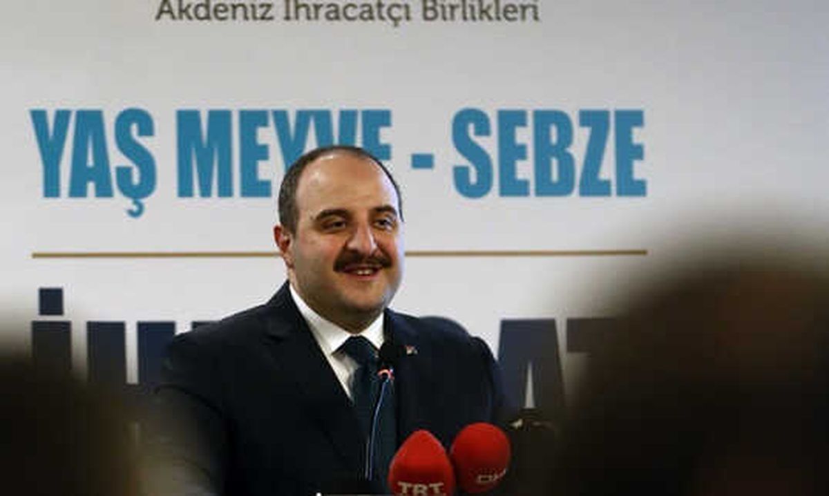 "İhracatçılardan beklentim katma değeri arttırmaları"