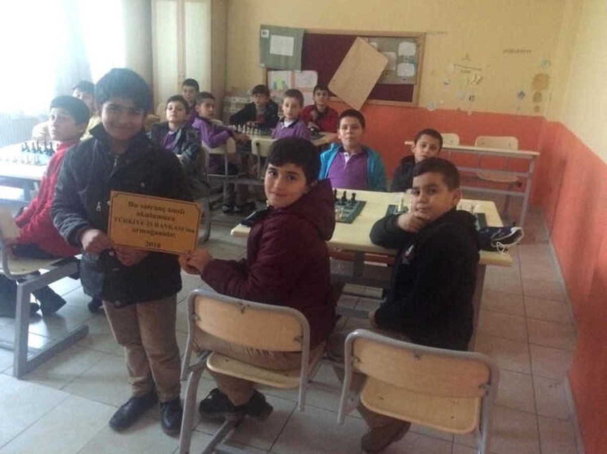 İmam Hatip Ortaokulunda Satranç Sınıfı Açıldı