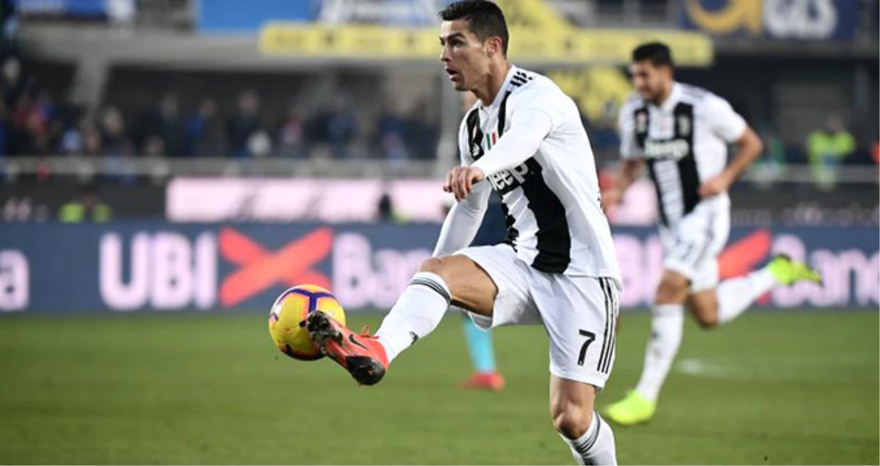 Juventus\'un Portekizli Yıldızı Cristiano Ronaldo: Irkçılığa Hayır