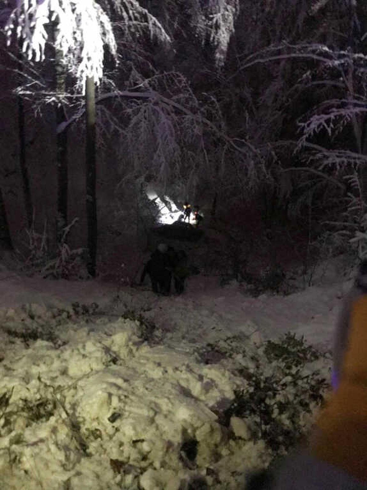 Kar Altında Can Pazarı: 3 Yaralı