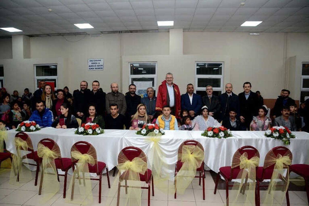 Karacabey Belediye\'sinden Toplu Nikah