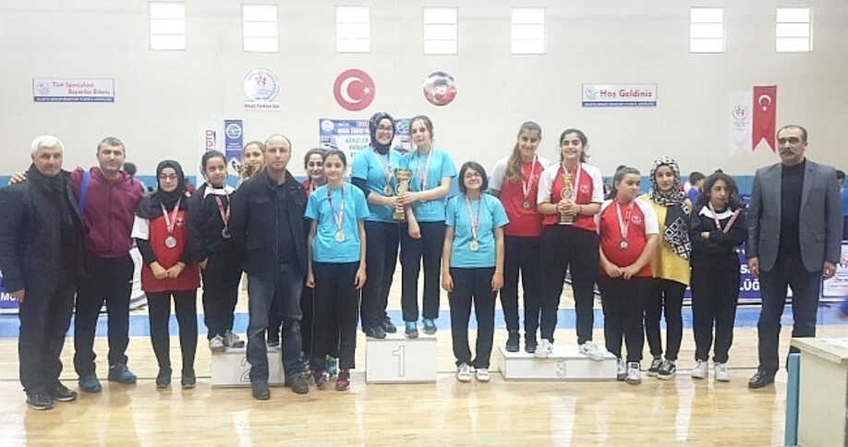 Masa Tenisi Müsabakaları Tamamlandı