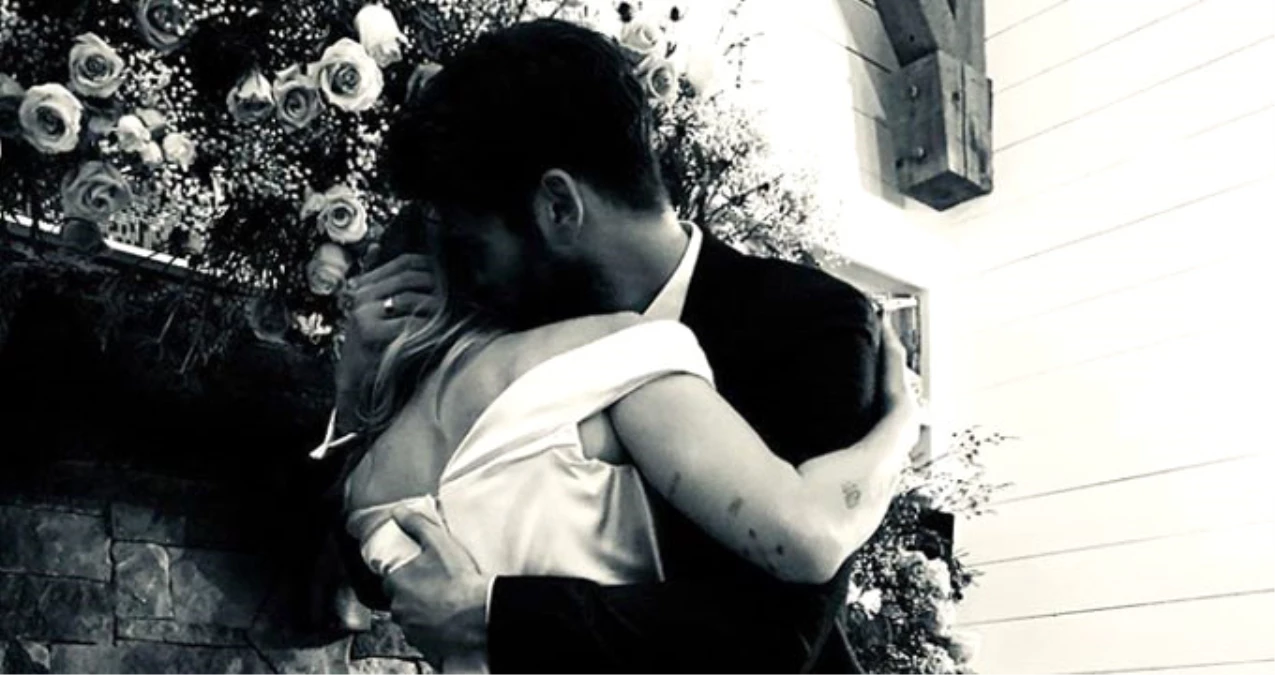 Miley Cyrus, 10 Yıllık Oyuncu Sevgilisi Liam Hemsworth\'le Evlendiğini Instagram\'dan Duyurdu!