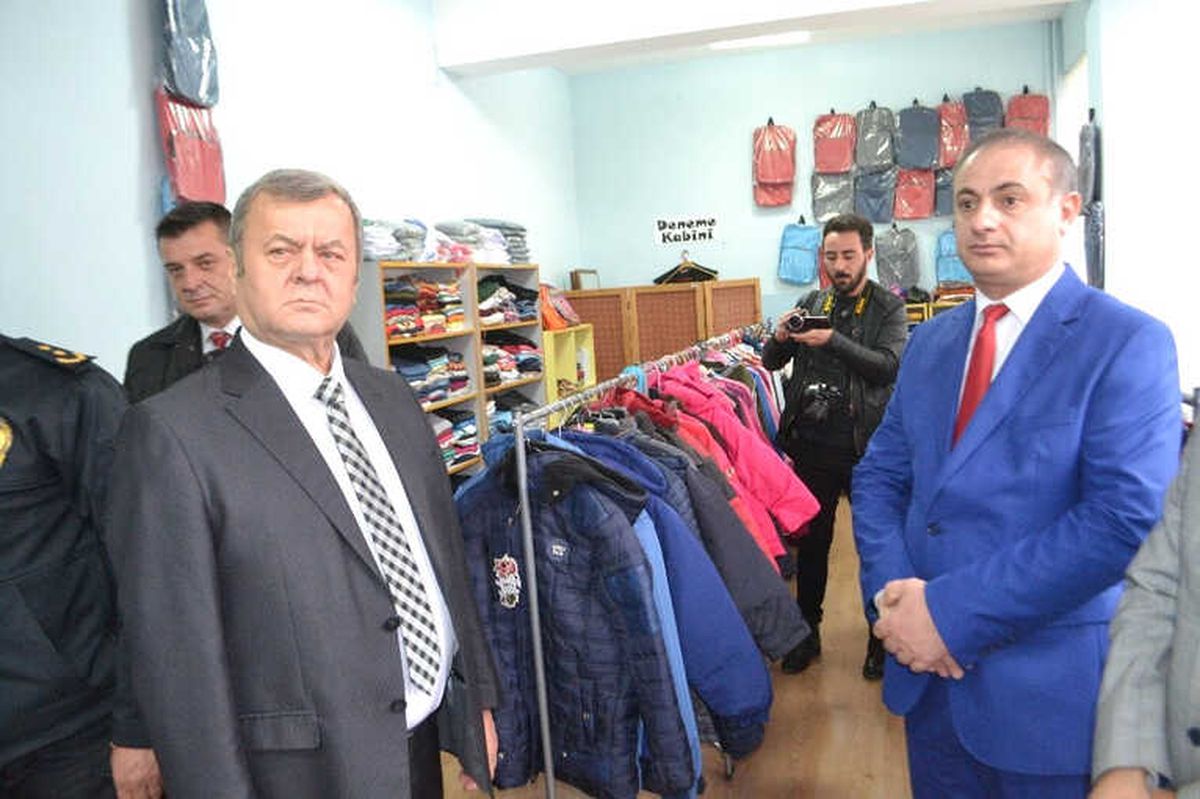 Okulda "Sevgi Mağazası" Açtılar