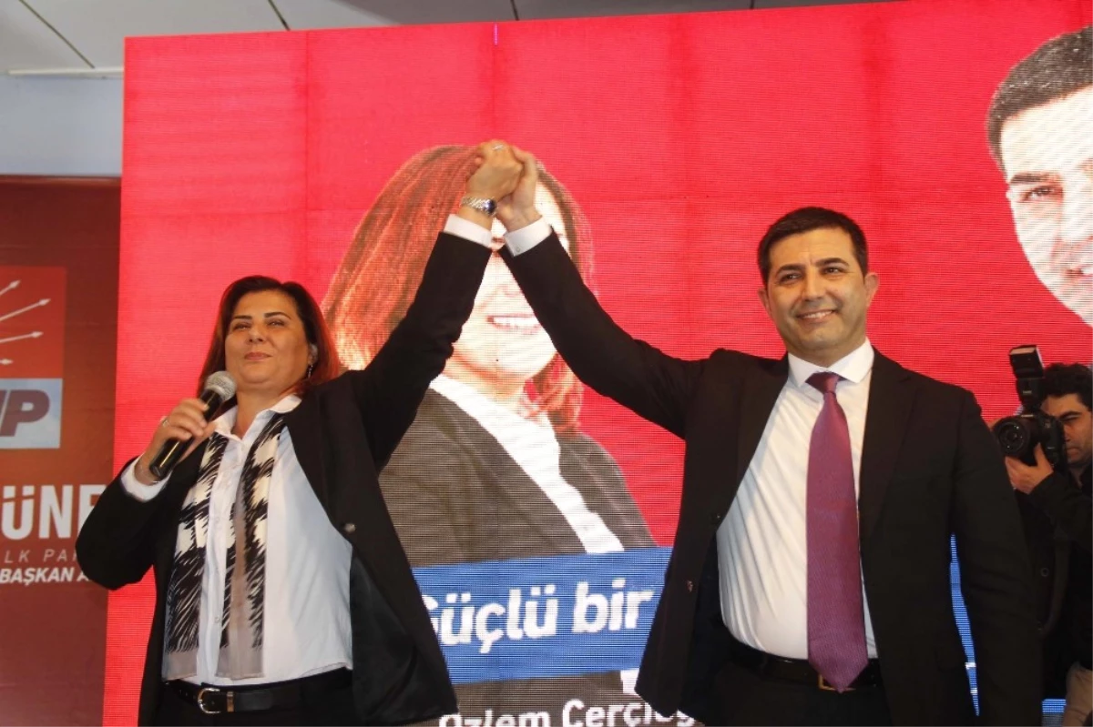 Ömer Günel, Özlem Çerçioğlu ile Birlikte Kuşadası\'nda Seçim Startını Verdi