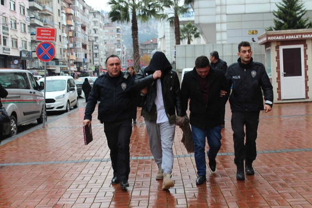 Özel Hastaneden Kanser İlaçları Çalıp Sattılar